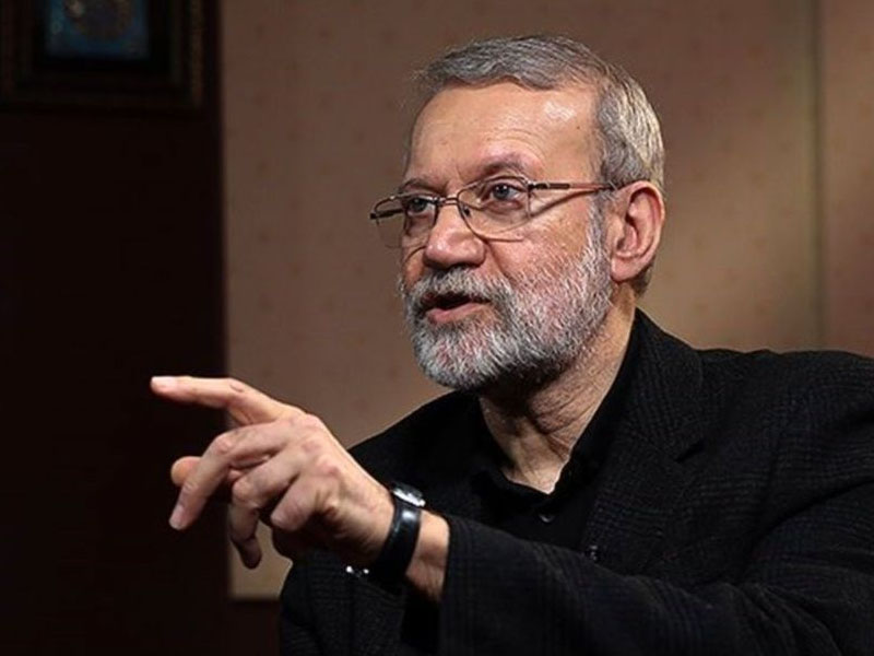 لاریجانی: زعمای سیاسی کشور مسئله حساس ایران را به خوبی لمس نکرده‌اند/ حادثه‌ای رخ می‌دهد به جان یکدیگر می‌افتند/ در روزهای جنگ مهم گذشت کنید و اختلافات را به تعویق بیندازید